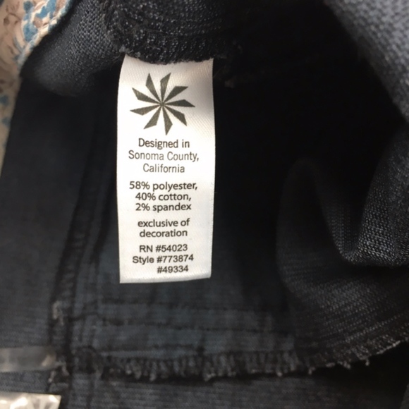 Athleta Vintage Ridge Corduroy Skirt Black sz 6 - Picture 5 of 6